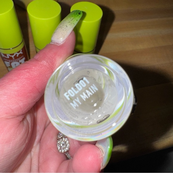 Nyx oil lip drip - bundle of 4 - Picture 9 of 9